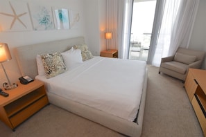 Condo (BW-2206)