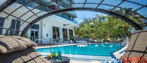 Condo (BW-2206) | Alberca | Alberca climatizada