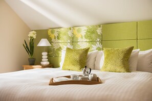 7 Schlafzimmer, Bügeleisen/Bügelbrett, Reisekinderbett, kostenloses WLAN