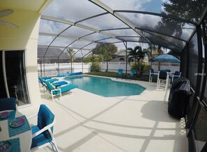 Et oppvarmet basseng