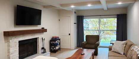 Téléviseur connecté, foyer