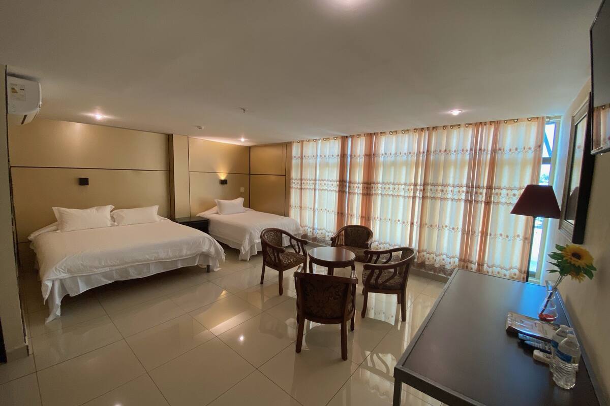 family triple room, multiple beds, non smoking | 1 bedroom, premium bedding, down duvets, pillow-top beds