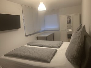 2 Schlafzimmer, kostenloses WLAN, Bettwäsche, Rollstuhlgeeignet