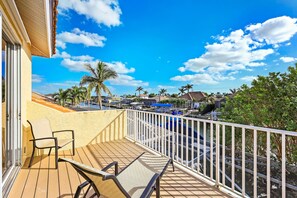 House, Multiple Beds (Large waterfront home with all-day su) | Property grounds