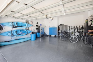House, Multiple Beds (Waterfront home on key lot with pool,) | Interior
