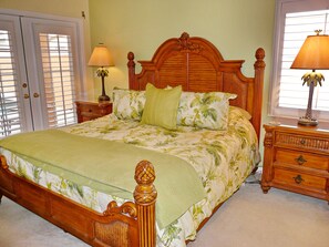 ハウス ベッド (複数台) (213 Sabal Lake Drive) | 3 室のベッドルーム、高級寝具、WiFi (無料)