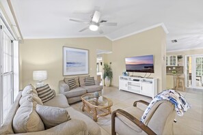 House, Multiple Beds (Pet-friendly waterfront with pool and) | Living area