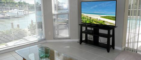 Casa, varias camas (438 North Barfield Drive) | Vista desde la propiedad