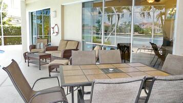 House, Multiple Beds (1684 Rainbow Court) | Dining