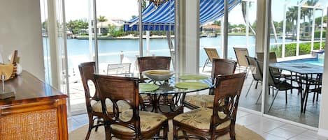 House, Multiple Beds (1684 Rainbow Court) | Dining