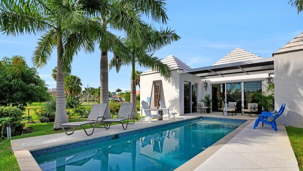Unclassified image, 1 of 24, button - 805 Saturn Court (Marco Island)