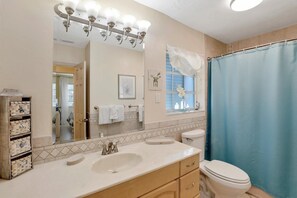 Bathroom - 805 Saturn Court (Marco Island)