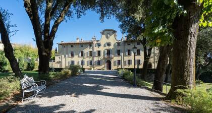 Villa in Ronta with 13 bedrooms sleeps 26