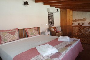 1 chambre, accès au Wi-Fi (inclus), literie fournie