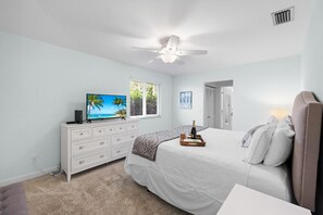House, Multiple Beds (Idyllic waterfront home with pool and)