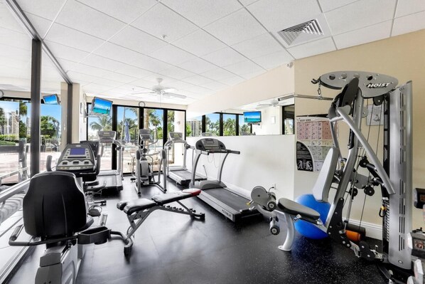 Condo, Multiple Beds (Sunny beachfront condo with pool and ) | Fitness facility