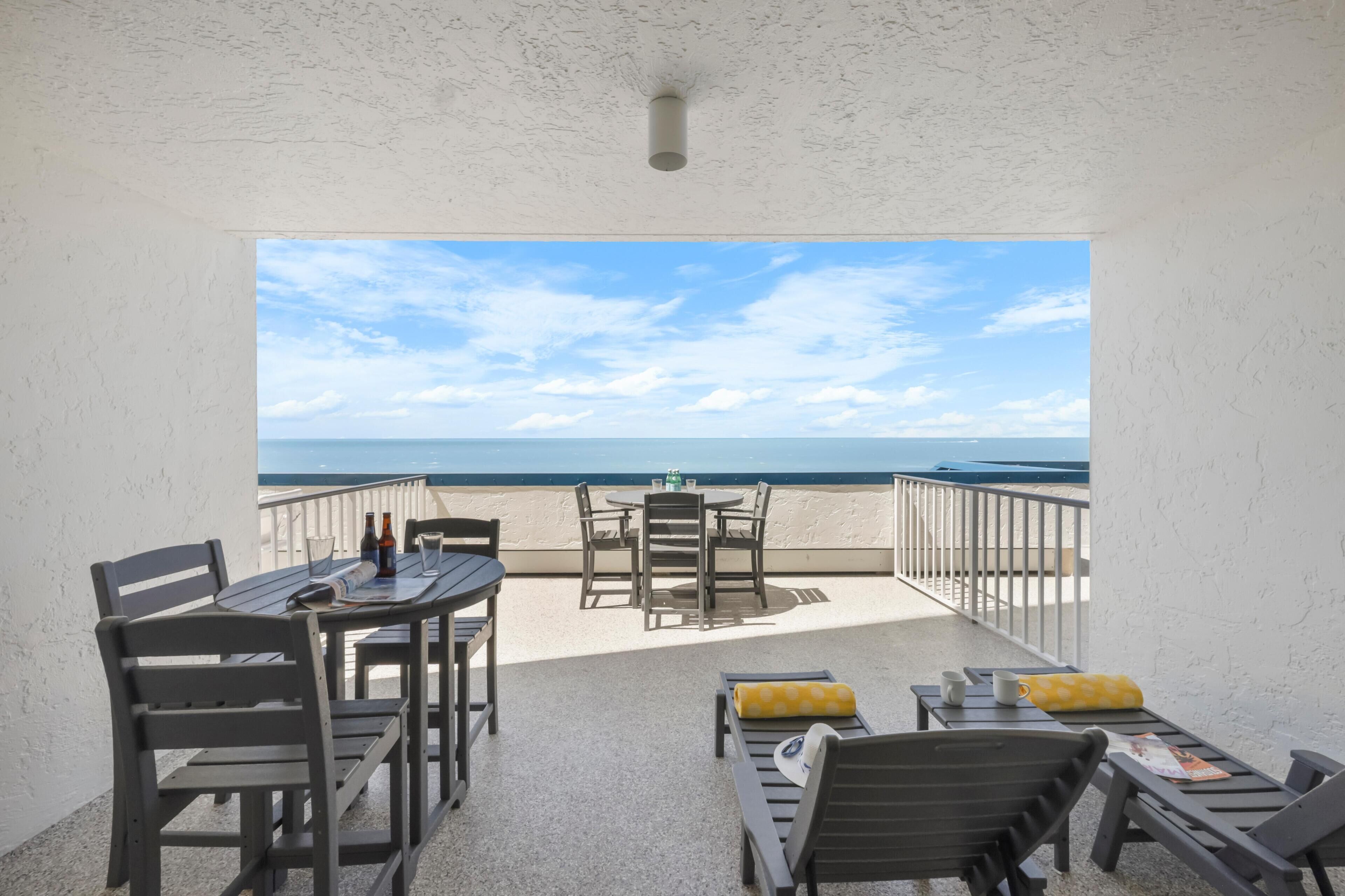 公寓客房, 1 張特大雙人床和 1 張沙發床 (Unmatched beachfront condo with roomy) | 室外用餐