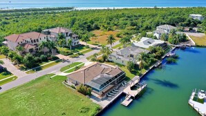 House, Multiple Beds (581 Spinnaker Drive) | Exterior - 581 Spinnaker Drive (Marco Island)