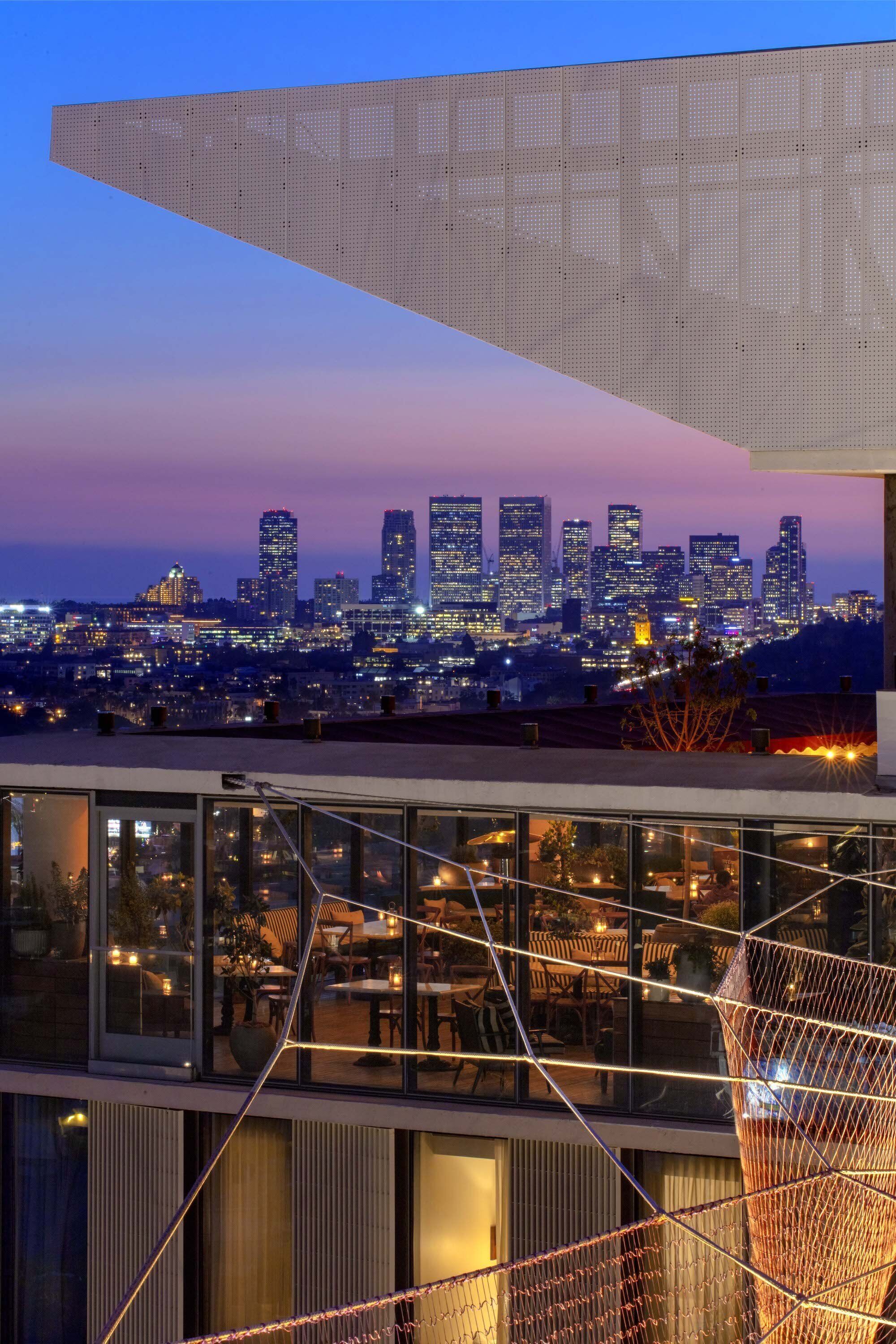 Suite (Canyon) | Premium bedding, down duvets, pillow-top beds, minibar