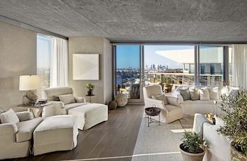 Canyon House | 1 bedroom, premium bedding, down comforters, pillowtop beds at 1 Hotel West Hollywood