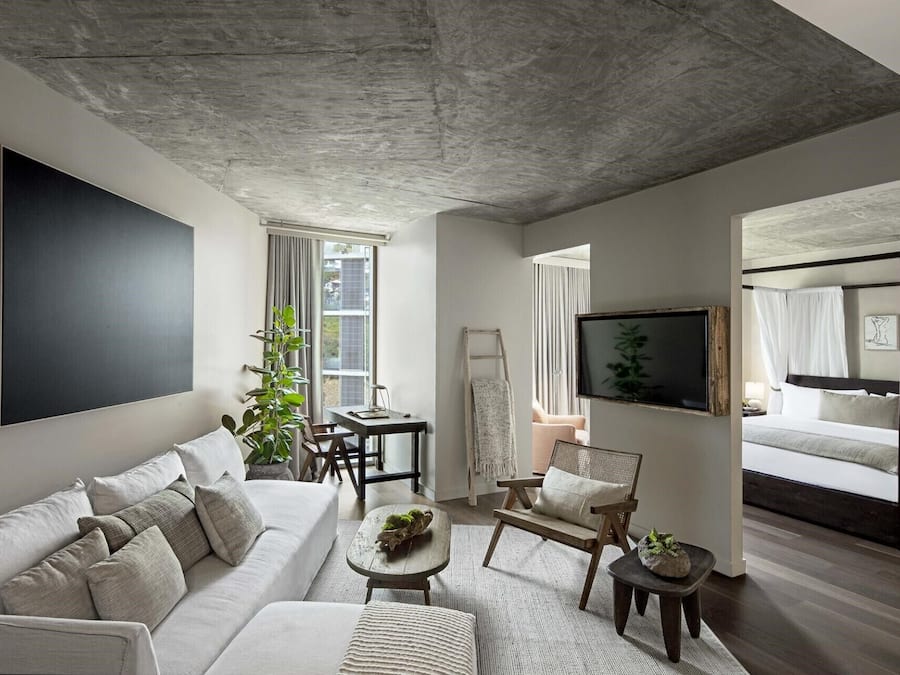 Loft (Suite) | Roupas de cama premium, edredons de pluma, camas com colchões pillow-top