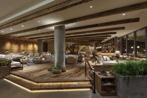 2 bars/lounges, lobby lounge, cocktail bar - 1 Hotel West Hollywood (West Hollywood)