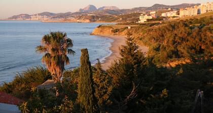 Direkt am Meer, Traumhafte Natur ,  einmalige blick auf Gibraltar