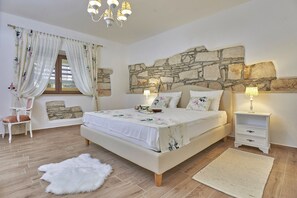 1 chambre, fer et planche Ă repasser, Wi-Fi, draps fournis