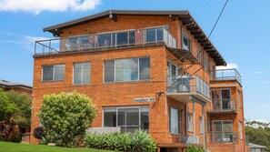 Exterior - Milton 5, 99 Pacific Drive (Port Macquarie)
