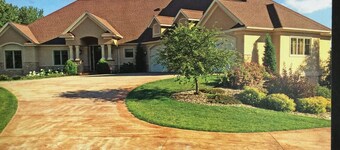 Executive Home located on Baraboo Country Club golf course.