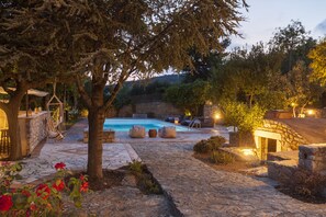Seasonal outdoor pool, pool loungers - Luxurious Mani Peninsula Traditional Tower (East Mani)