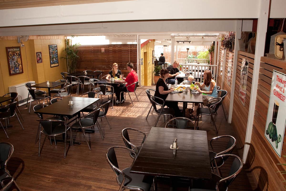 restaurant