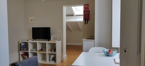 Dining - Ah33 - Triple Studio - University and Historic Center (Coimbra)