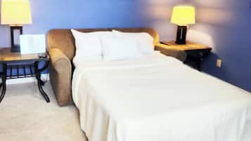 4 bedrooms, desk, iron/ironing board, travel crib