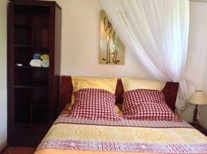 4 bedrooms, iron/ironing board, internet, bed sheets - La Terrasse du Rocher (Le Diamant)