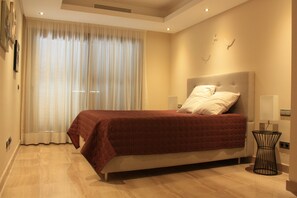 1 chambre, fer et planche à repasser, Wi-Fi gratuit, draps fournis