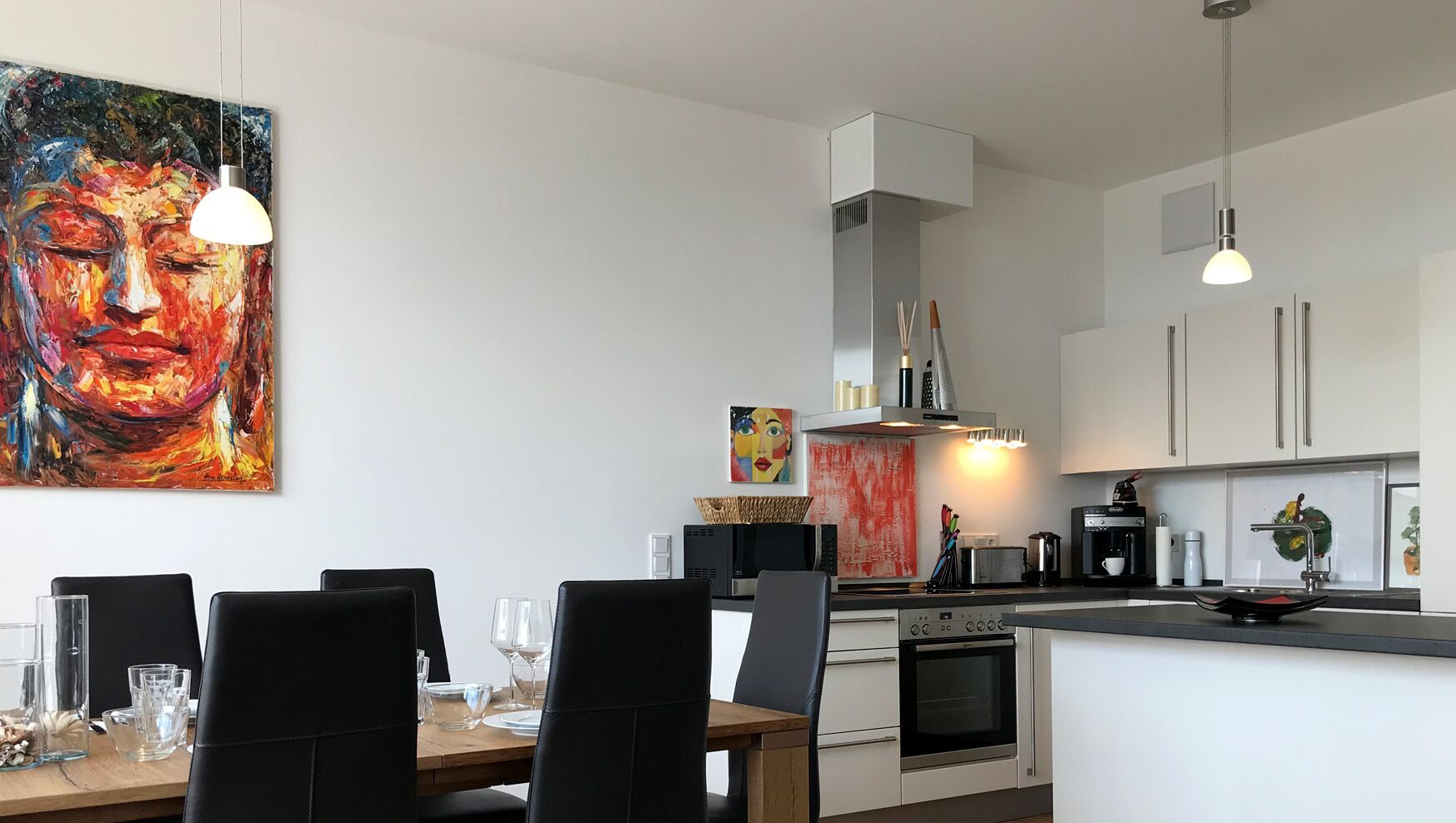 Réfrigérateur, micro-ondes, four, lave-vaisselle