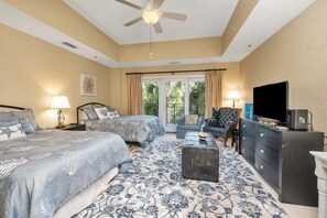 1 slaapkamer, een strijkplank/strijkijzer, gratis wifi, beddengoed