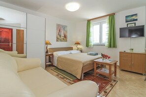 1 Schlafzimmer, WLAN, Bettwäsche