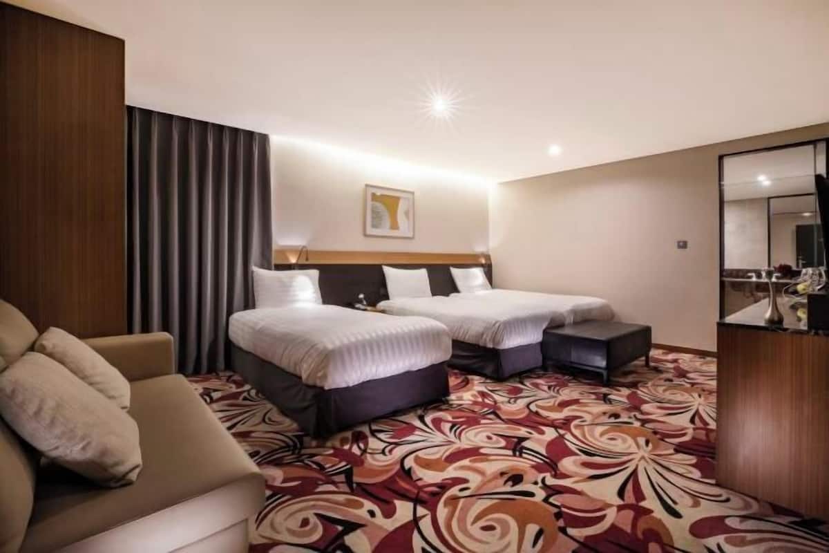 1 dormitorio, ropa de cama de alta calidad, edredones de plumas