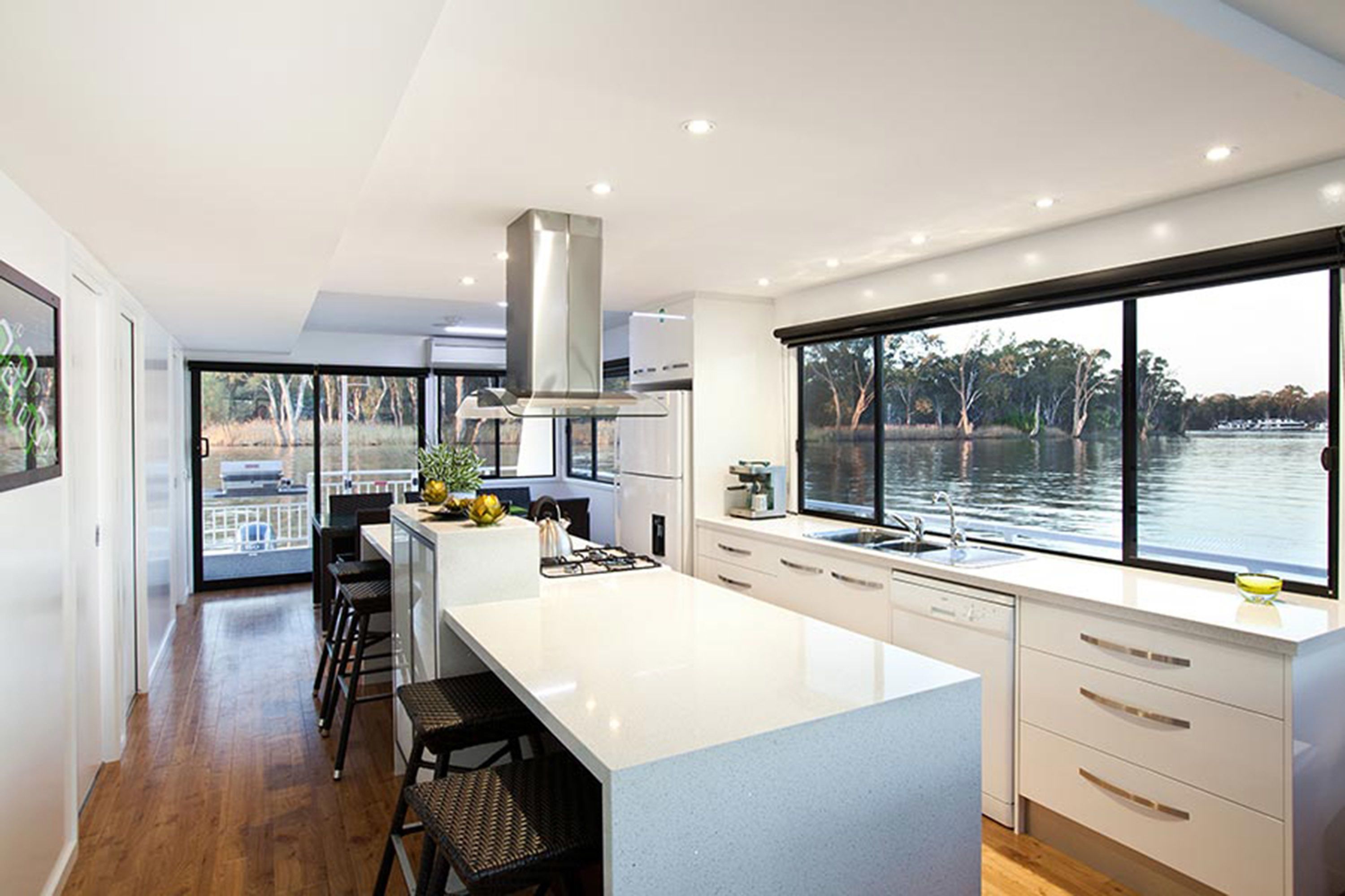 Emerald Luxury (10 berth houseboat) | Private kitchen | Full-sized fridge, microwave, oven, stovetop