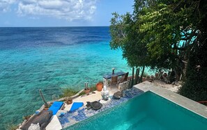 Alberca al aire libre 