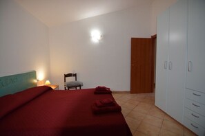 2 habitaciones, wifi gratis y ropa de cama 