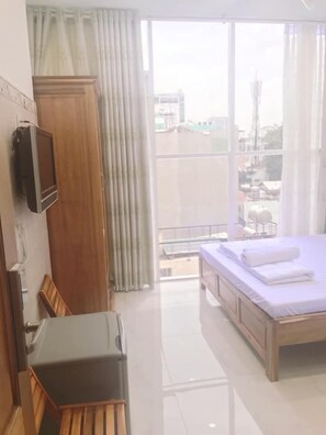 Superior Double Room | Minibar, desk, soundproofing, free WiFi