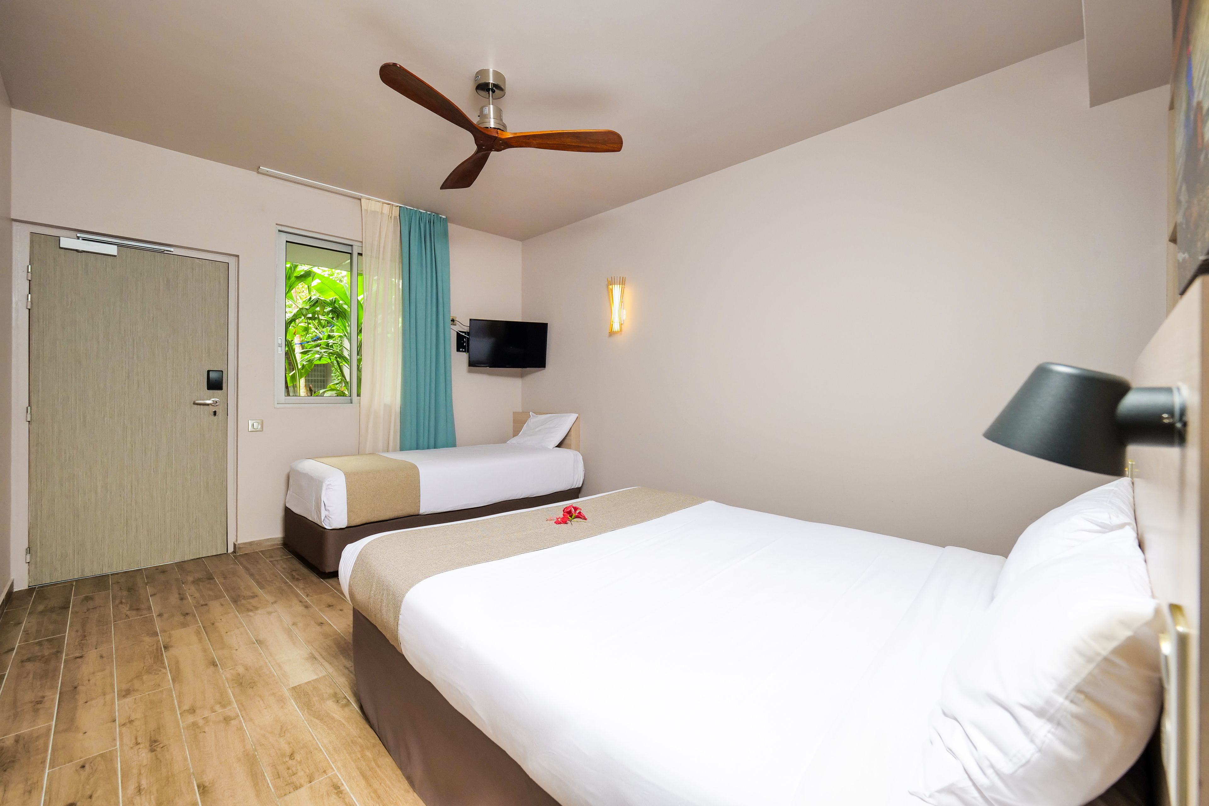 queen + single, accessible | in-room safe, individually decorated, individually furnished, desk