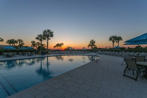 Pool - Oceanfront Beach Club Resort, Courtyard View, Oceanfront Pool, Tennis, Fitness Center (Saint Simons Island)