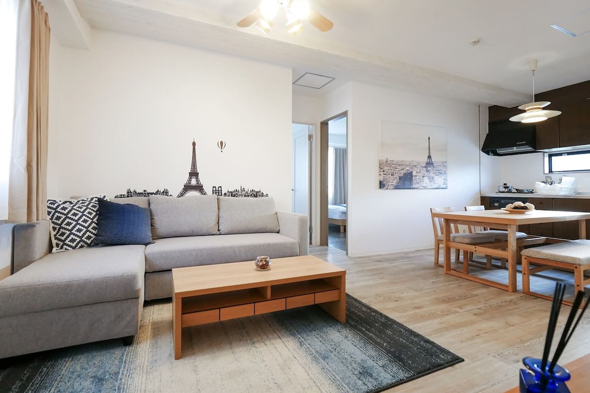 4F Sakura Coco Residence | Living room