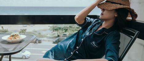 Cortinas blackout, cunas, camas extra y wifi gratis