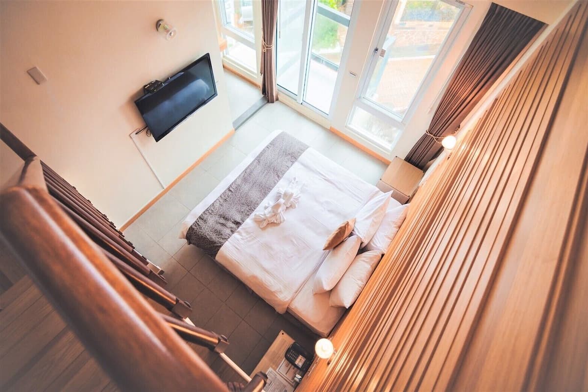Familien-Loft, Bergblick | Verdunkelungsvorhänge, Babybetten, Zustellbetten, kostenloses WLAN