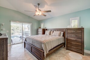 3 habitaciones, tabla de planchar con plancha, wifi y ropa de cama